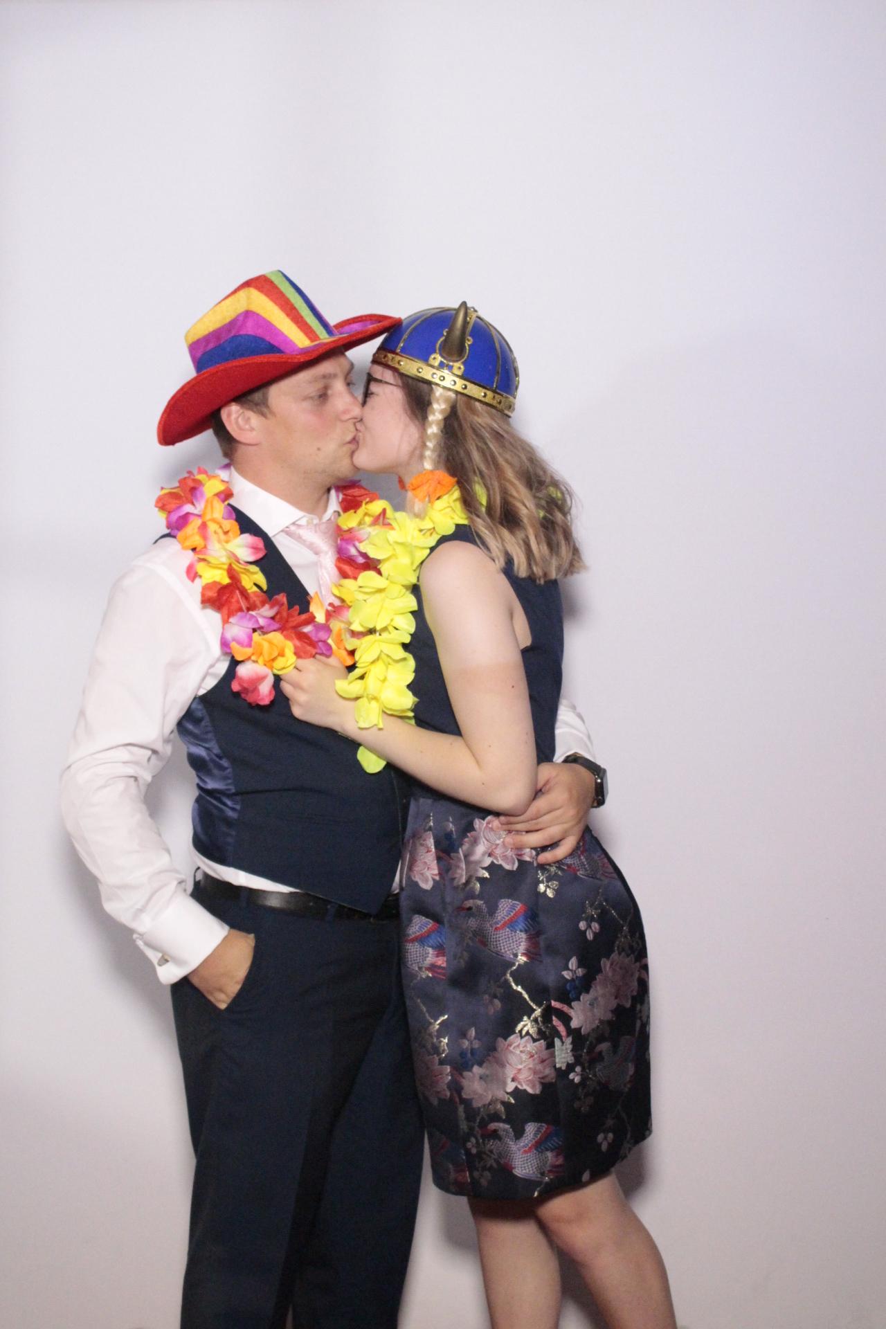 Gemma & Scott's Wedding | View more photos from the event at gallery.myphotoboothexperience.co.uk/u/MyPhotoBoothExperienceLtd/Gemma-Scotts-Wedding